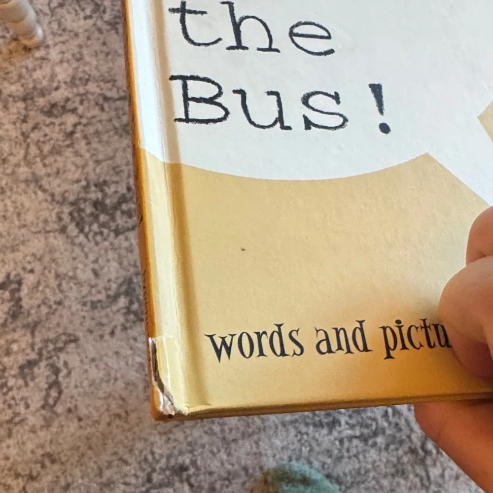 Don't Let the Pigeon Drive the Bus! Book - Picture 3 of 4